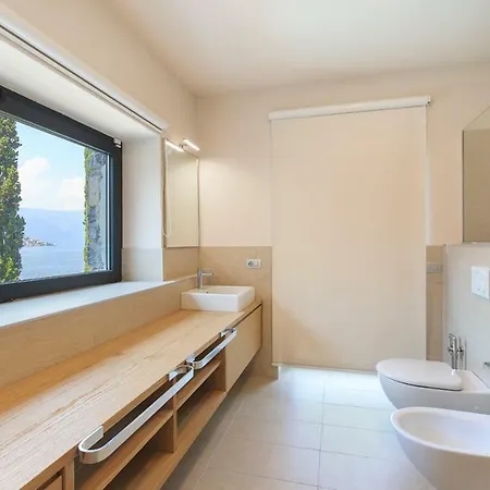 Como Lake Villa Faggeto Lario